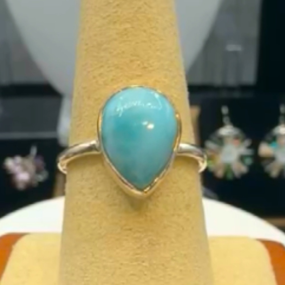 Larimar teardrop ring set in 925 Sterling silver size 8.5 New